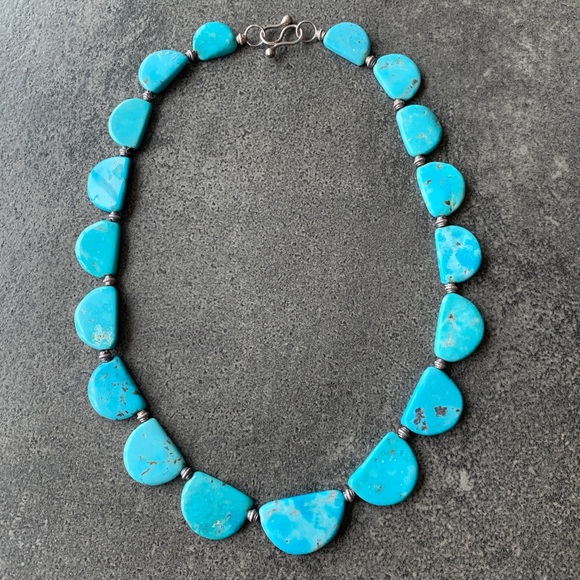 Half Moon Kingman Turquoise Beaded Necklace - Picture 5 of 5